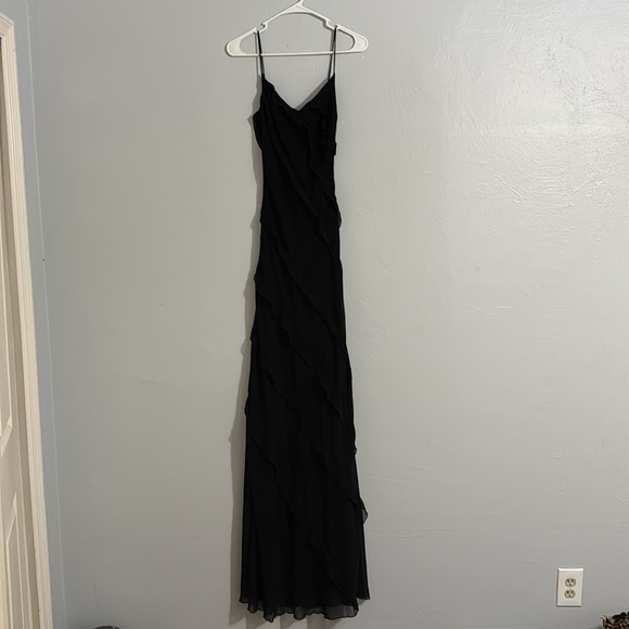 Mongo Chiffon Ruffle Dress - Picture 6 of 10